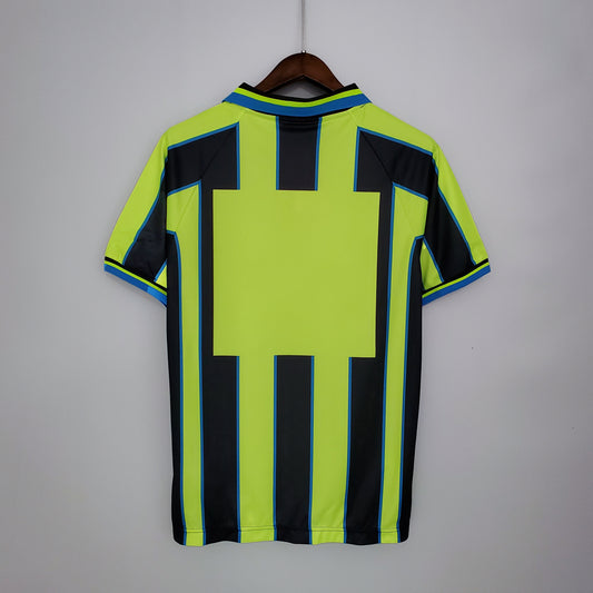 Retro Manchester City 1998/99 Away Shirt