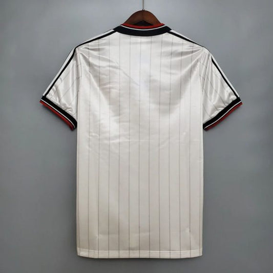 Retro Manchester United 1982/84 Away Shirt