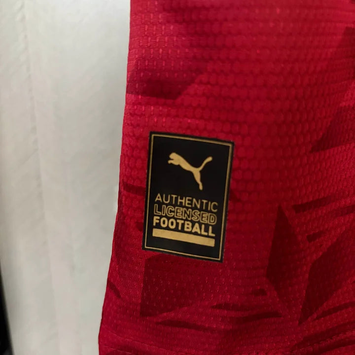 Valencia 2025/26 Away Shirt