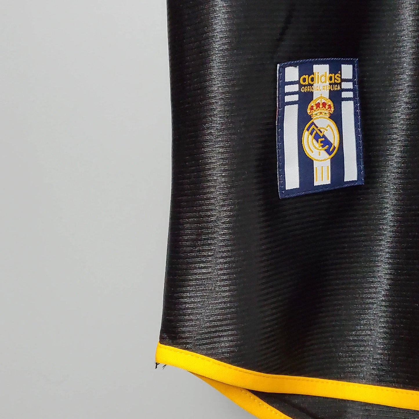 Retro Real Madrid 1999/01 Away Shirt