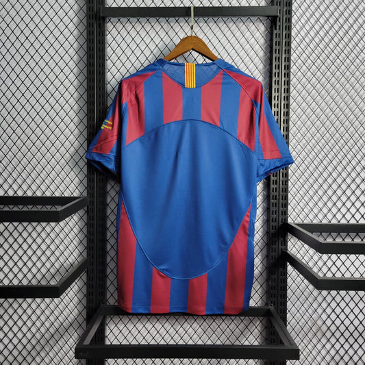 Retro Barcelona 2005/2006 Home Shirt