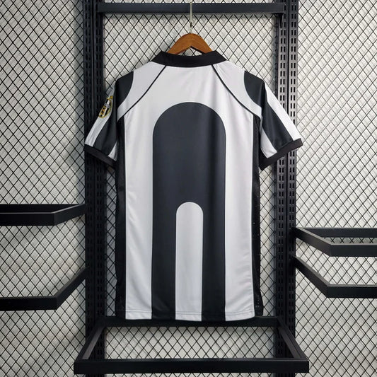 Retro Juventus 1997/98 Home Shirt