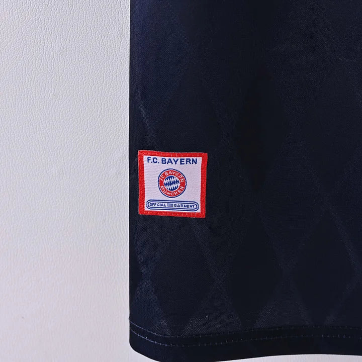 Retro Bayern Munich 1997/98 Home Shirt