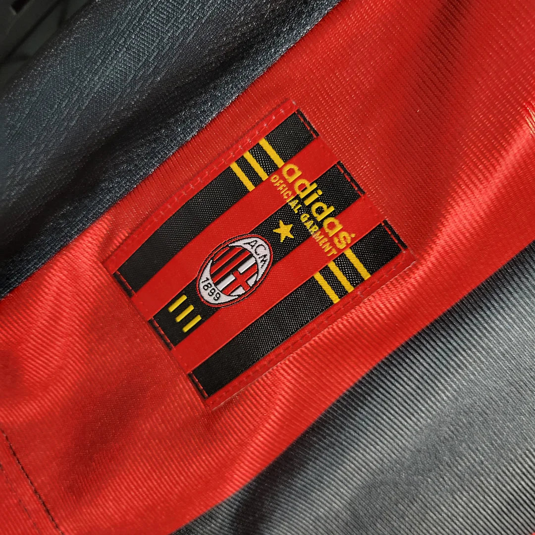 Retro AC Milan 1998/99 Home Shirt