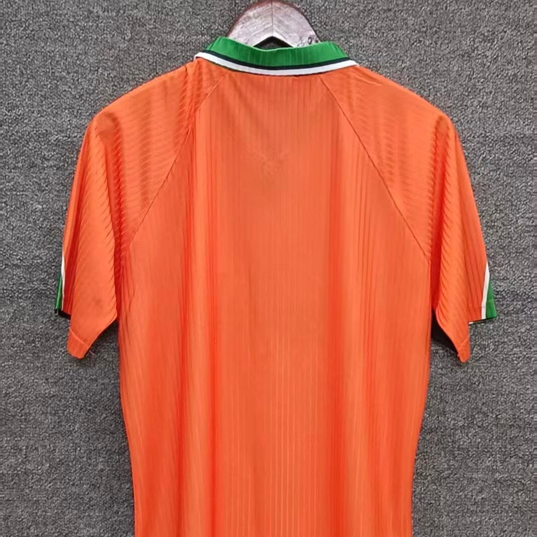 Retro Ireland 1996 Away Shirt