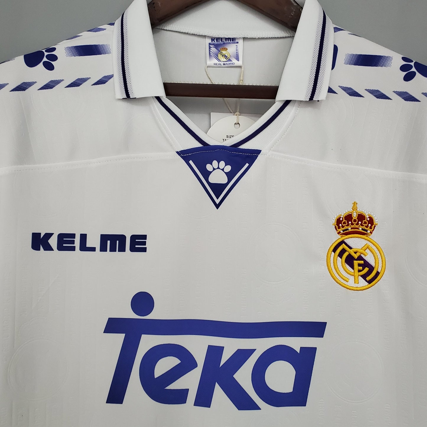 Retro Real Madrid 1996/97 Home Shirt