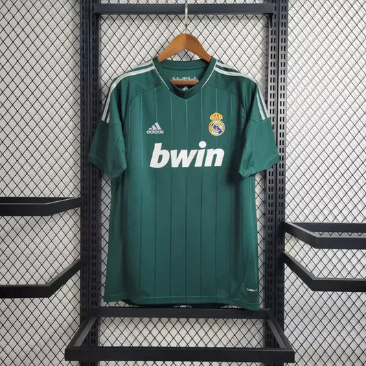 Retro Real Madrid 2012/13 Third Shirt