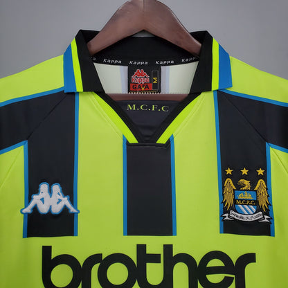 Retro Manchester City 1998/99 Away Shirt