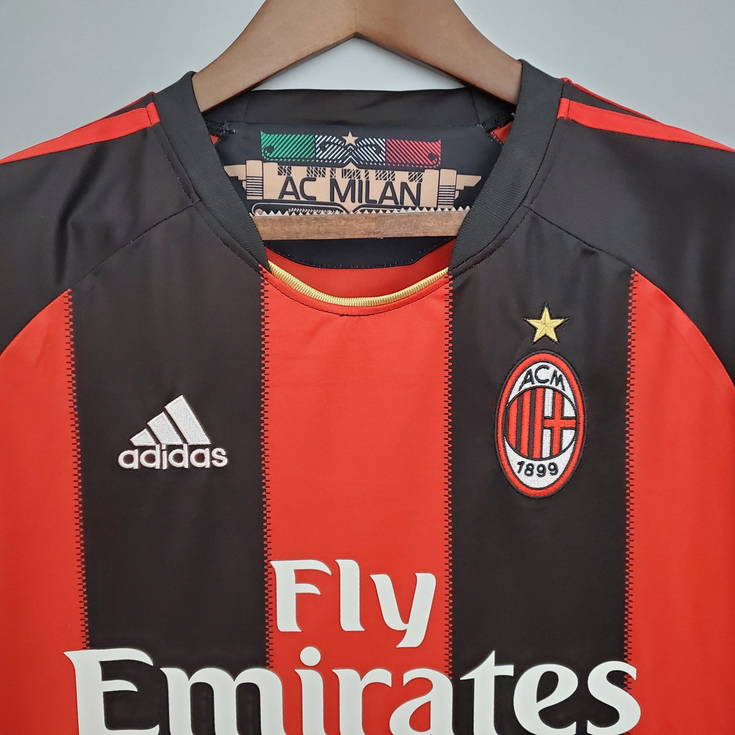 Retro AC Milan 2010/11 Home Shirt