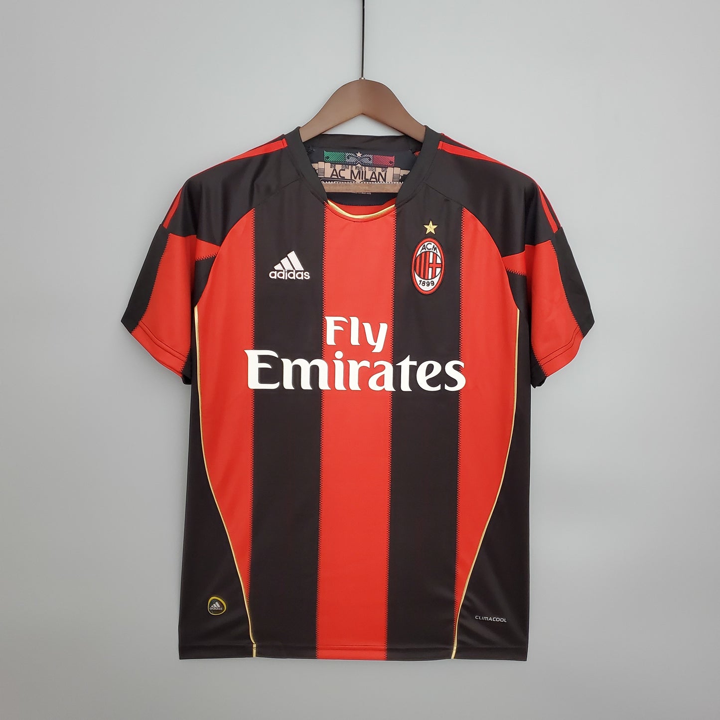 Retro AC Milan 2010/11 Home Shirt