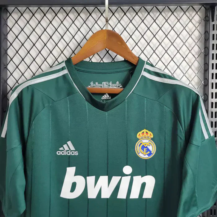 Retro Real Madrid 2012/13 Third Shirt