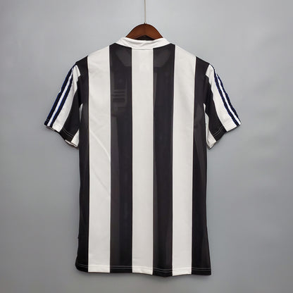 Retro Newcastle United 1995/97 Home Shirt
