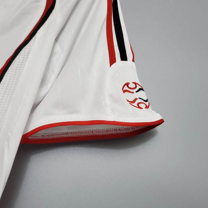 Retro AC Milan 2006/07 Away Shirt
