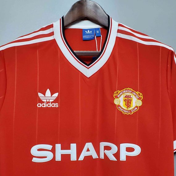 Retro Manchester United 1983/84 Home Shirt
