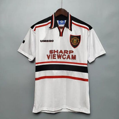 Retro Manchester United 1998/99 Away Shirt