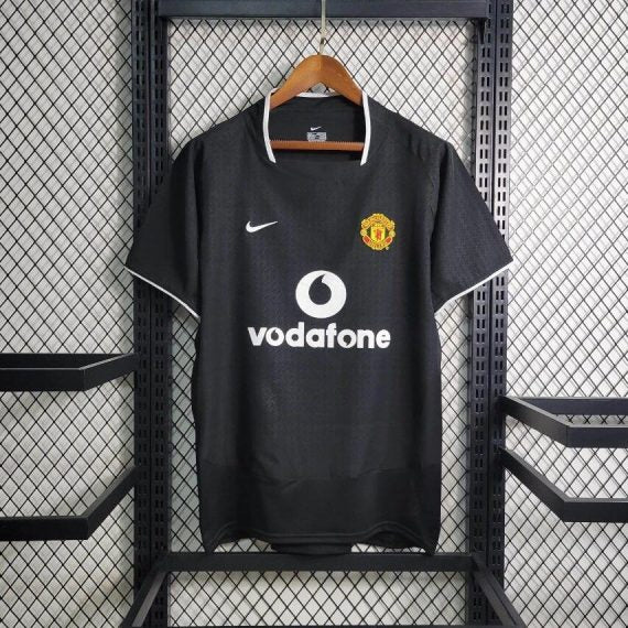 Retro Manchester United 2003/04 Away Shirt