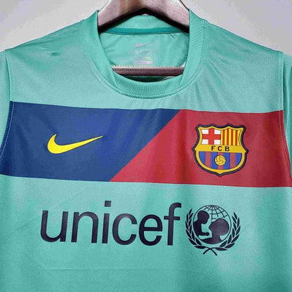 Retro Barcelona 2010/11 Away Shirt