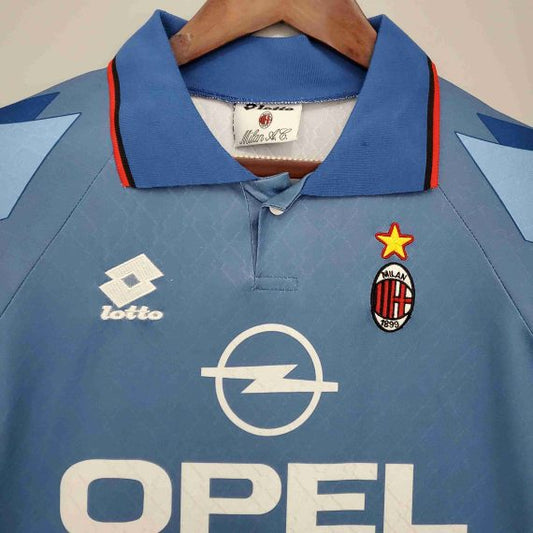 Retro AC Milan 1995/96 Fourth Shirt