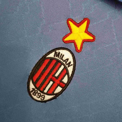 Retro AC Milan 1995/96 Fourth Shirt