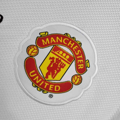 Retro Manchester United 2008/09 Away Shirt