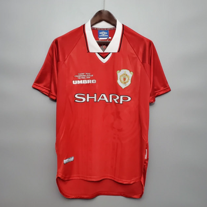 Retro Manchester United 1999/00 Home Shirt