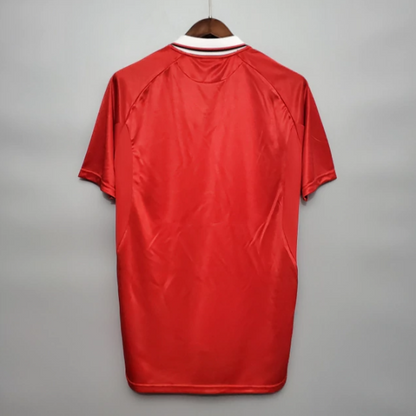 Retro Manchester United 1999/00 Home Shirt