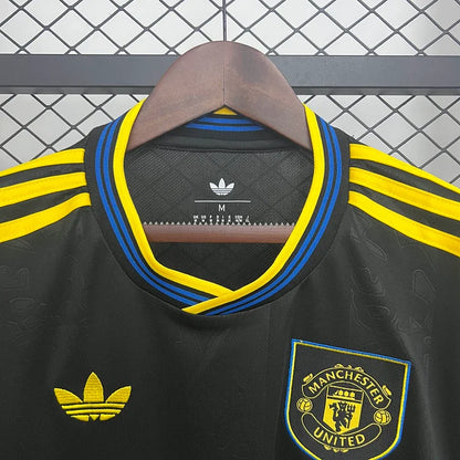 Manchester United 2025/26 Third Shirt