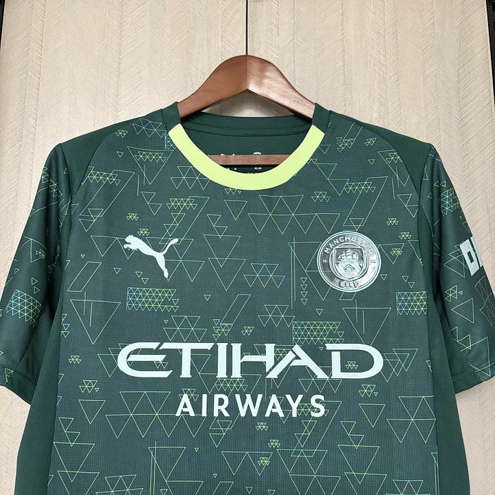 Manchester City 2025/26 Fourth Shirt