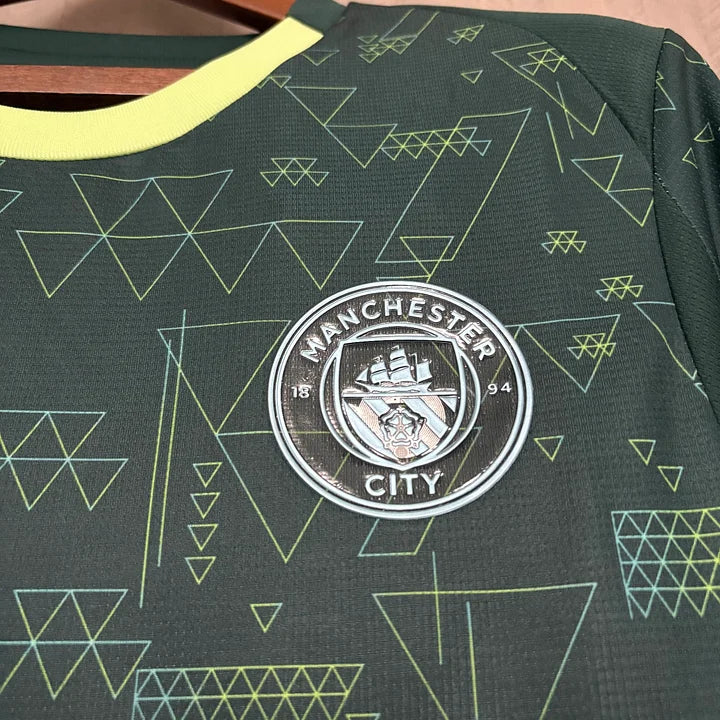 Manchester City 2025/26 Fourth Shirt