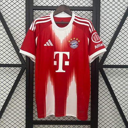 Bayern Munich 2025/26 Home Shirt
