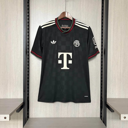 Bayern Munich 2025/26 Third Shirt