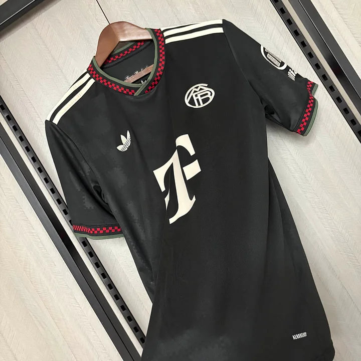 Bayern Munich 2025/26 Third Shirt