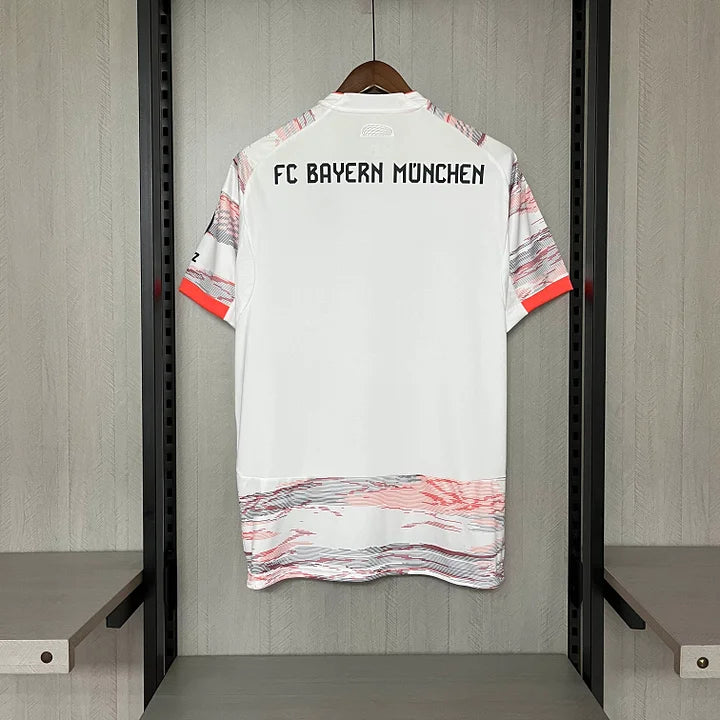 Bayern Munich 2025/26 Away Shirt