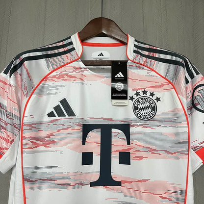 Bayern Munich 2025/26 Away Shirt
