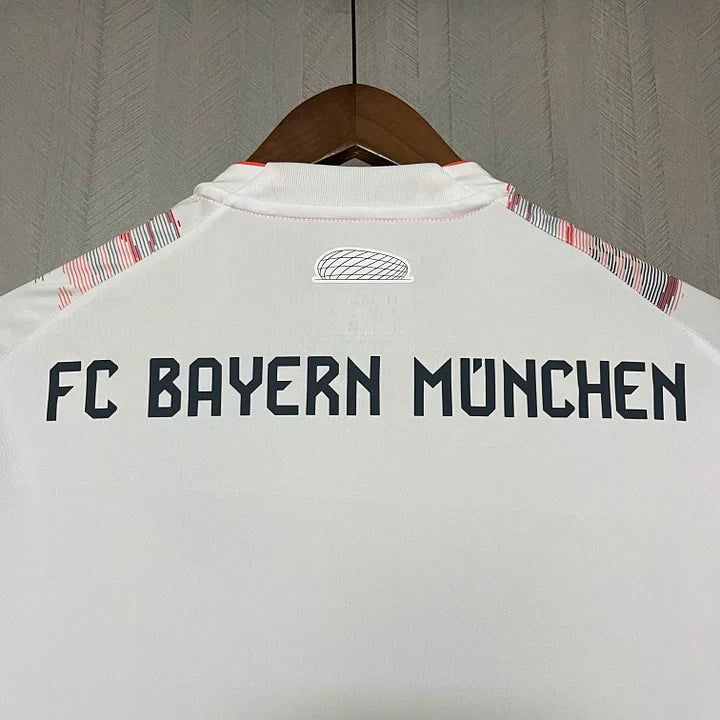 Bayern Munich 2025/26 Away Shirt