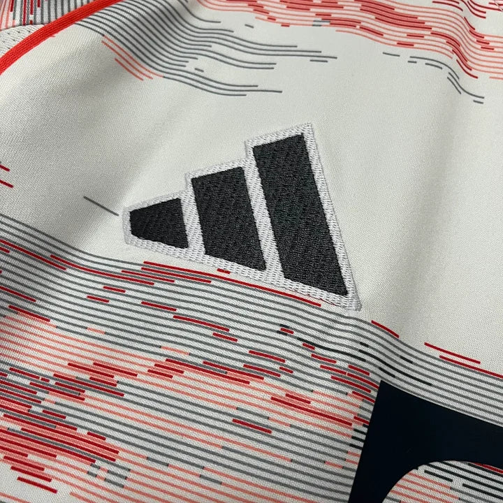 Bayern Munich 2025/26 Away Shirt