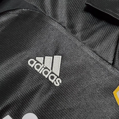 Retro Real Madrid 1999/01 Away Shirt