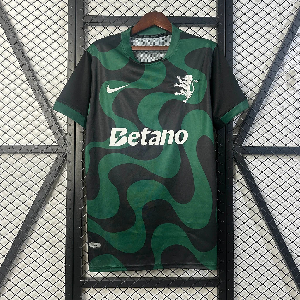 Sporting 2025/26 Away Shirt
