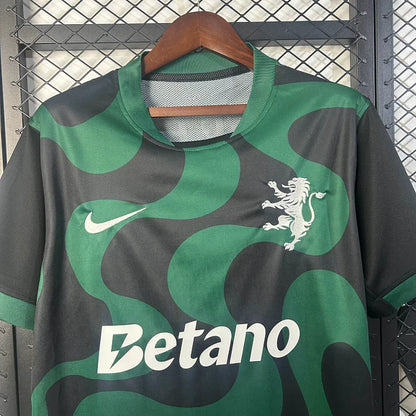 Sporting 2025/26 Away Shirt