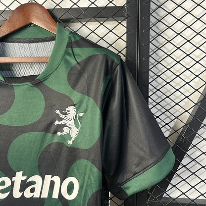 Sporting 2025/26 Away Shirt