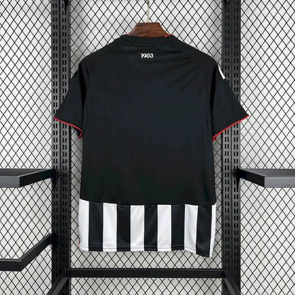 Besiktas 2025/26 Home Shirt