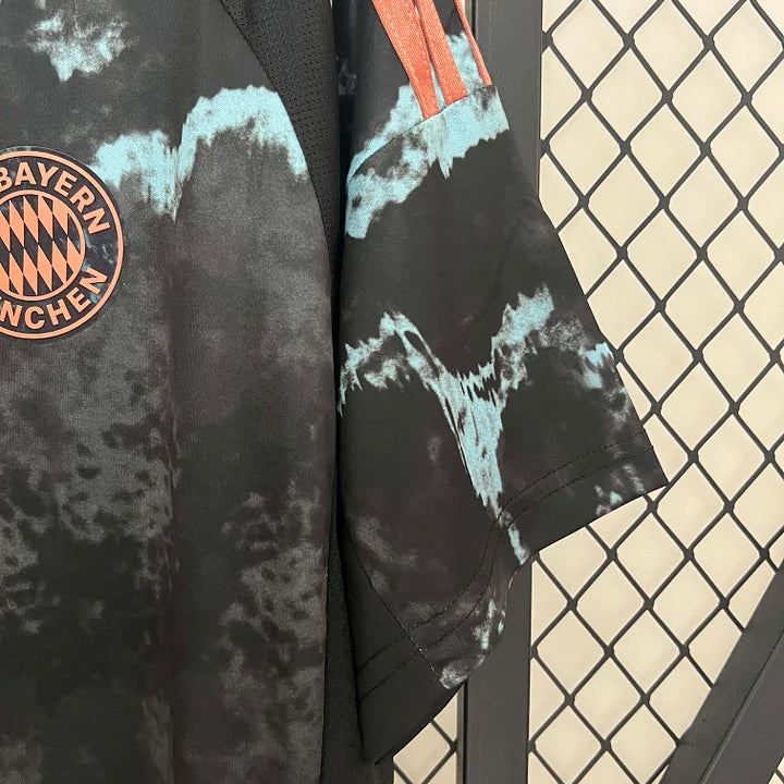 Bayern Munich 2024/25 Away Shirt