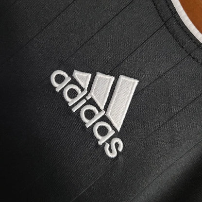 Retro Real Madrid 2006/07 Away Shirt