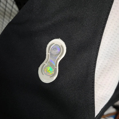 Retro Real Madrid 2006/07 Away Shirt