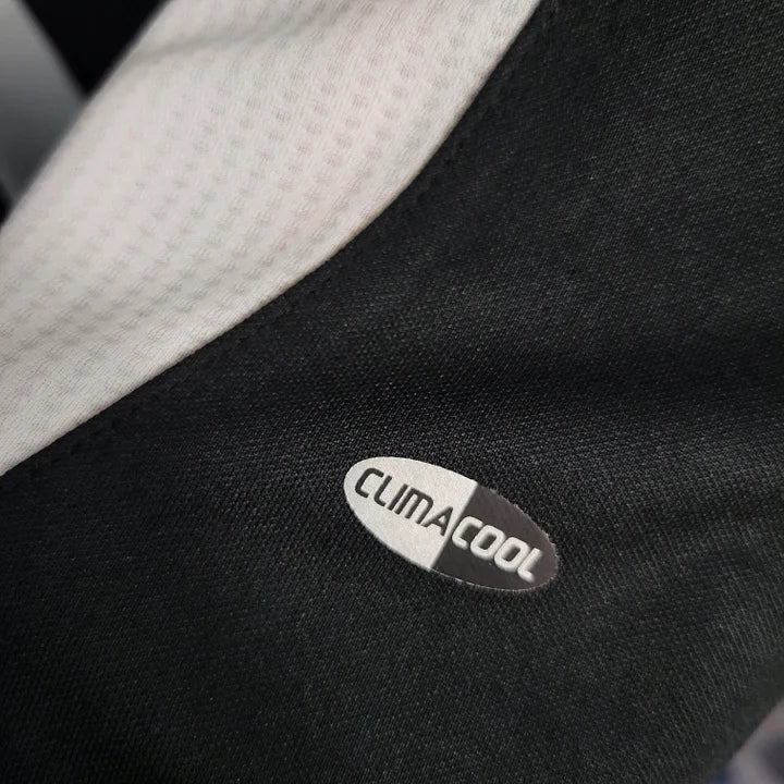Retro Real Madrid 2006/07 Away Shirt
