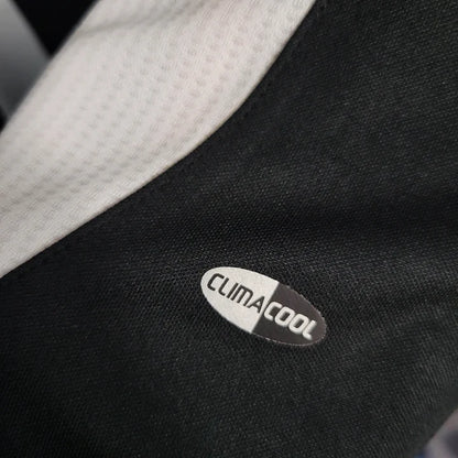 Retro Real Madrid 2006/07 Away Shirt