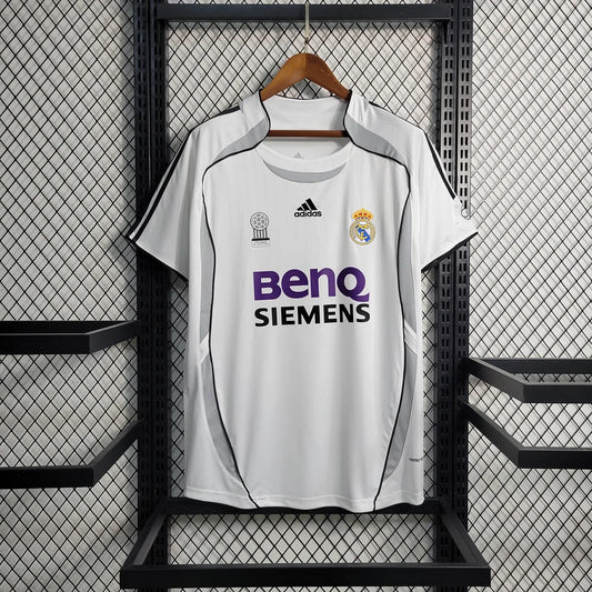 Retro Real Madrid 2006/07 Home Shirt