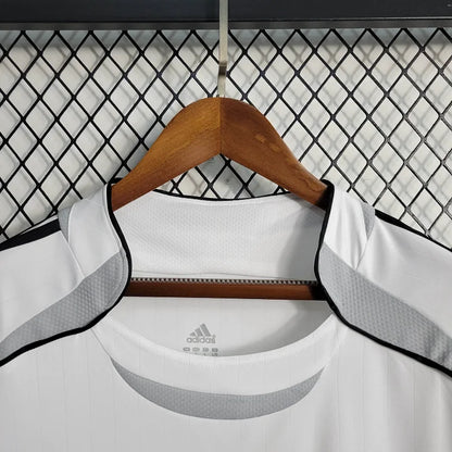 Retro Real Madrid 2006/07 Home Shirt