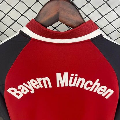 Retro Bayern Munich 2001/02 Home Shirt