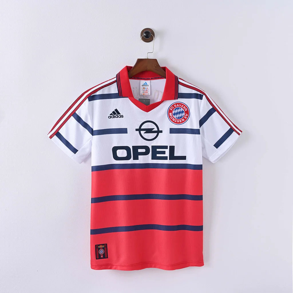 Retro Bayern Munich 1998/00 Away Shirt